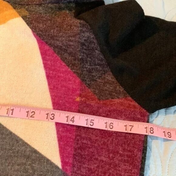 Colorful Geometric Pattern Womens Sweater By Apparel Love Size S - Picture 9 of 9